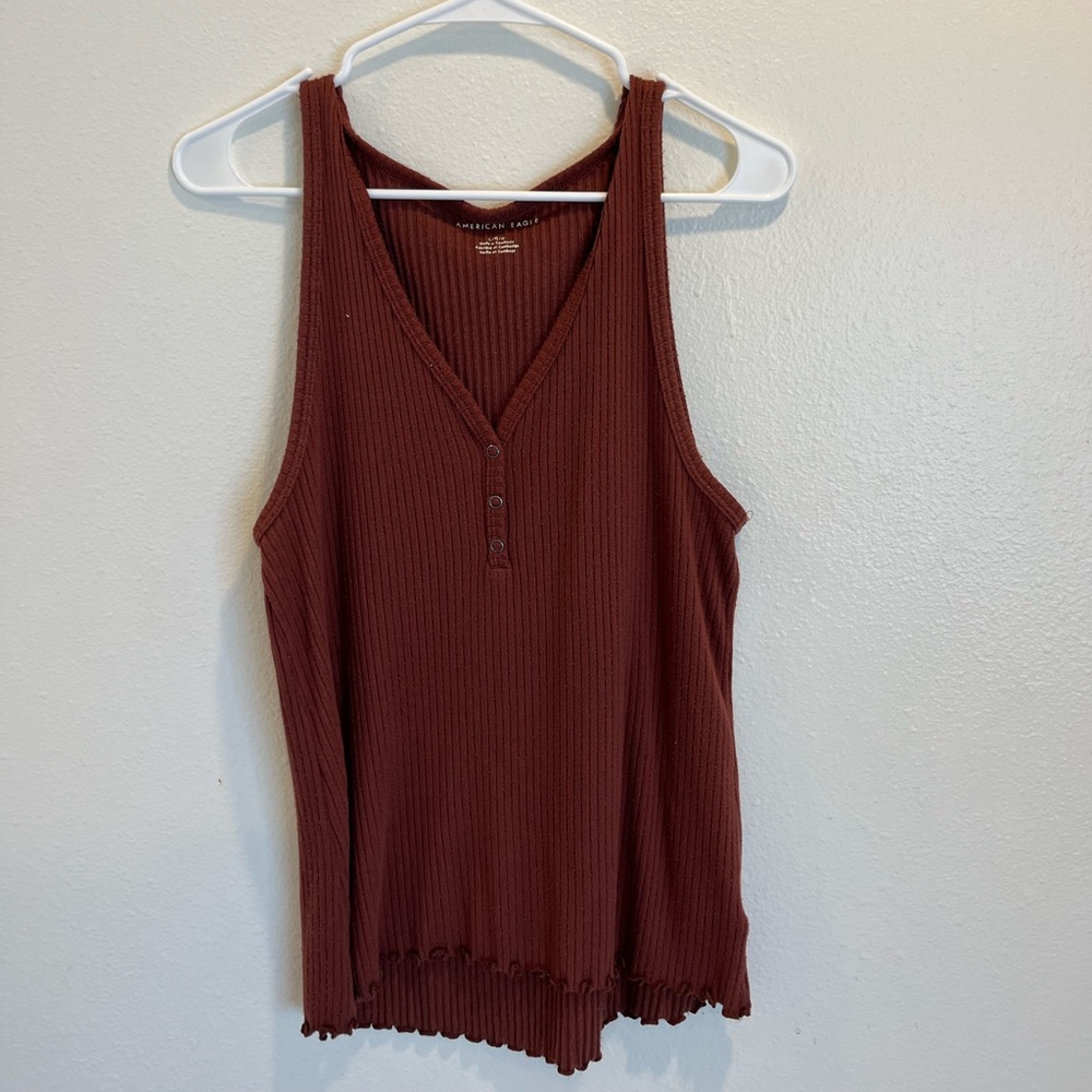 American Eagle top in burnt orange, size L